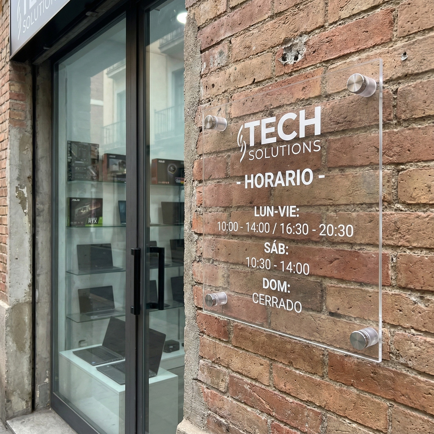 Cartel horario de metacrilato